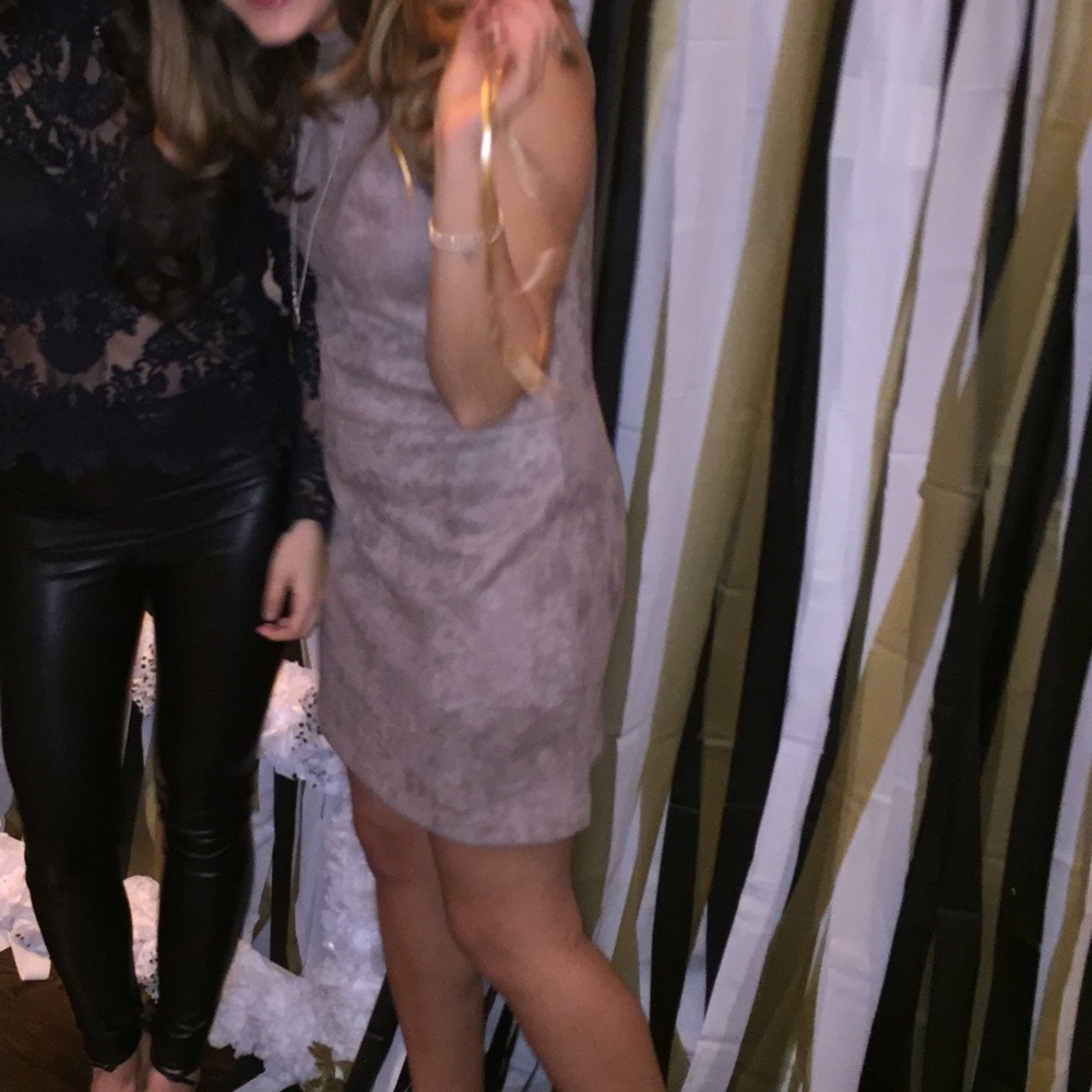 Suede dress - Picture 4 of 4